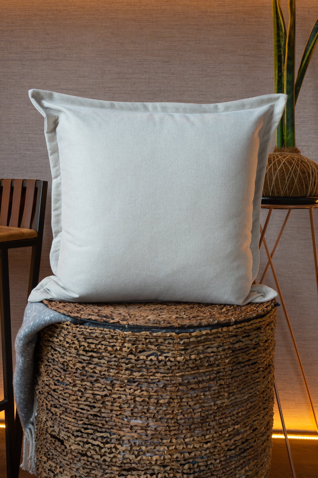 Forro Cojin Ari Beige - 55x55 cm / No