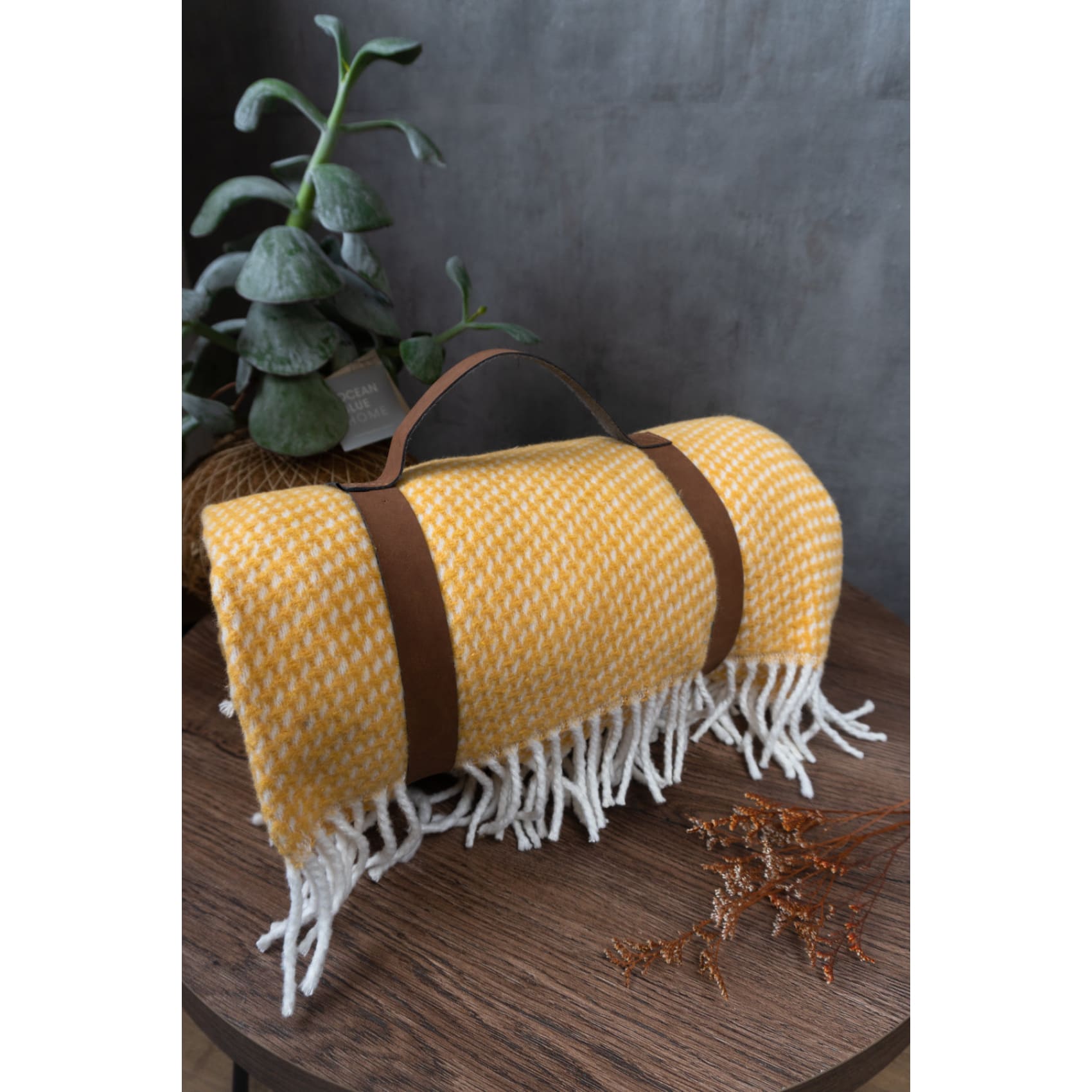 Throw Ruby Mostaza - Throw