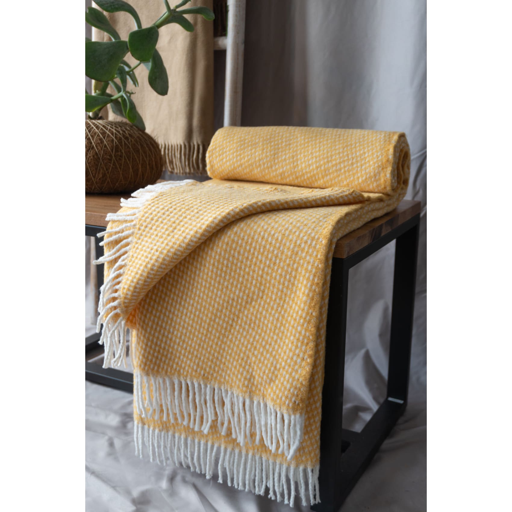 Throw Ruby Mostaza  manta cobija decoracion pie de cama cubre sofa